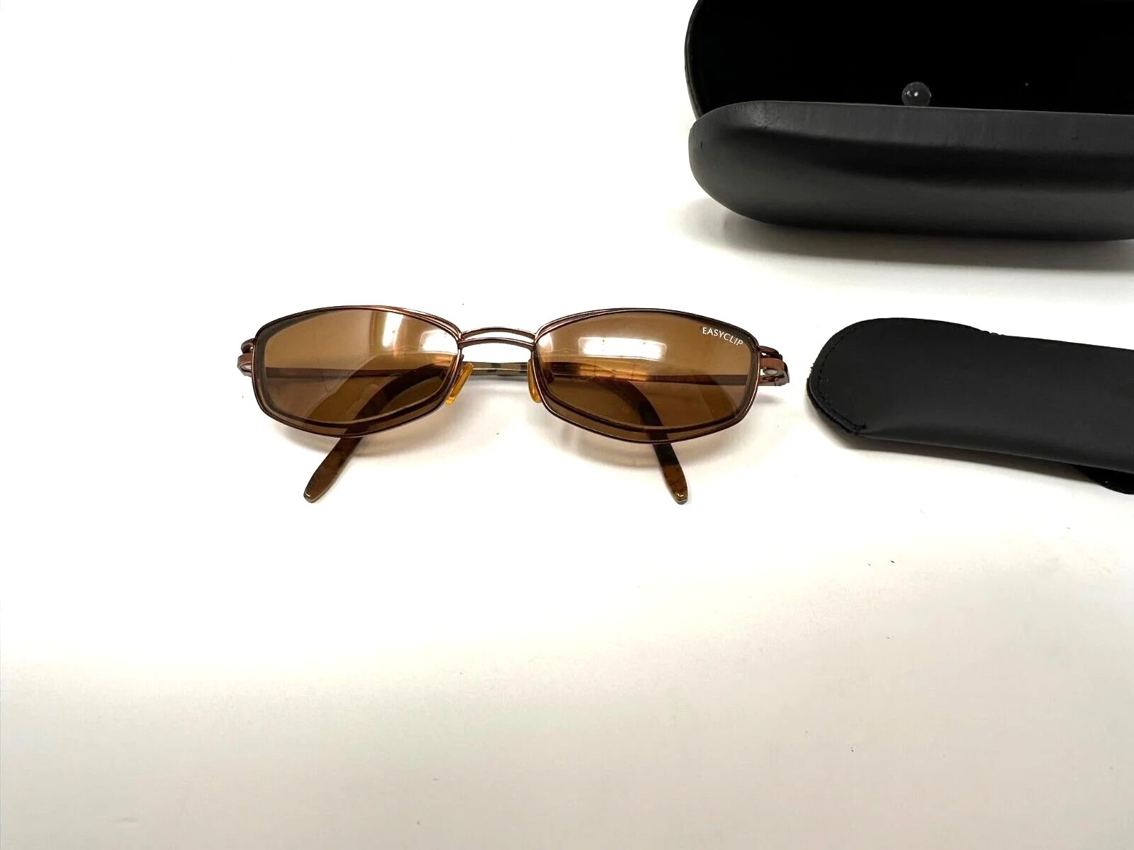 Easy Clip Frames with Clip-on Sun Glasses and Hard and Soft Cases S2407 3