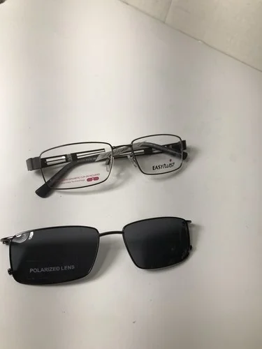 EasyTwist Grey Polarized Eyeglass Frame 51-16-135 NWT
