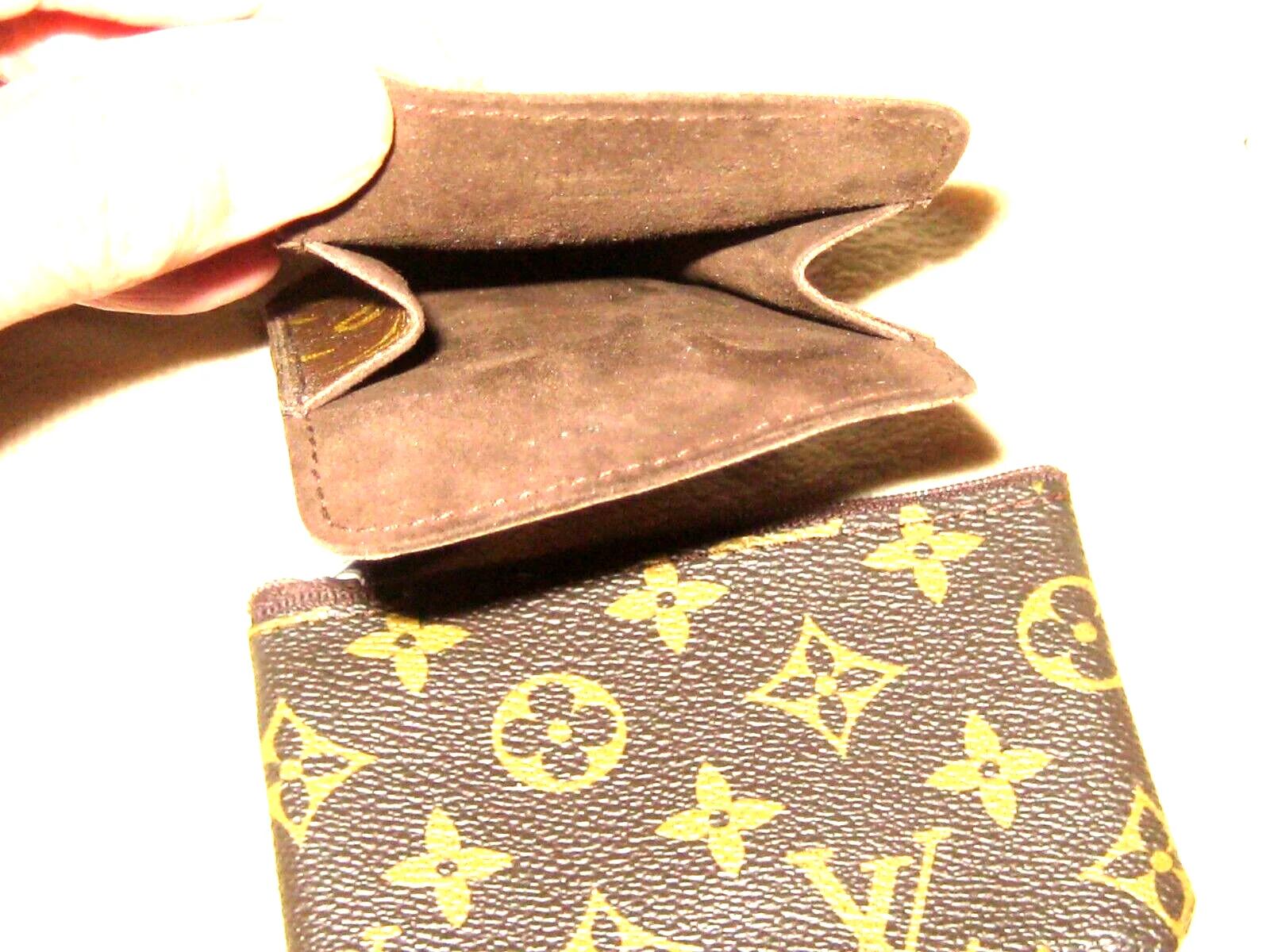 ED 4410 TWO OF L.V. (1) EYEGLASS LEATHER CASE & COIN (MONO)PURSE 2