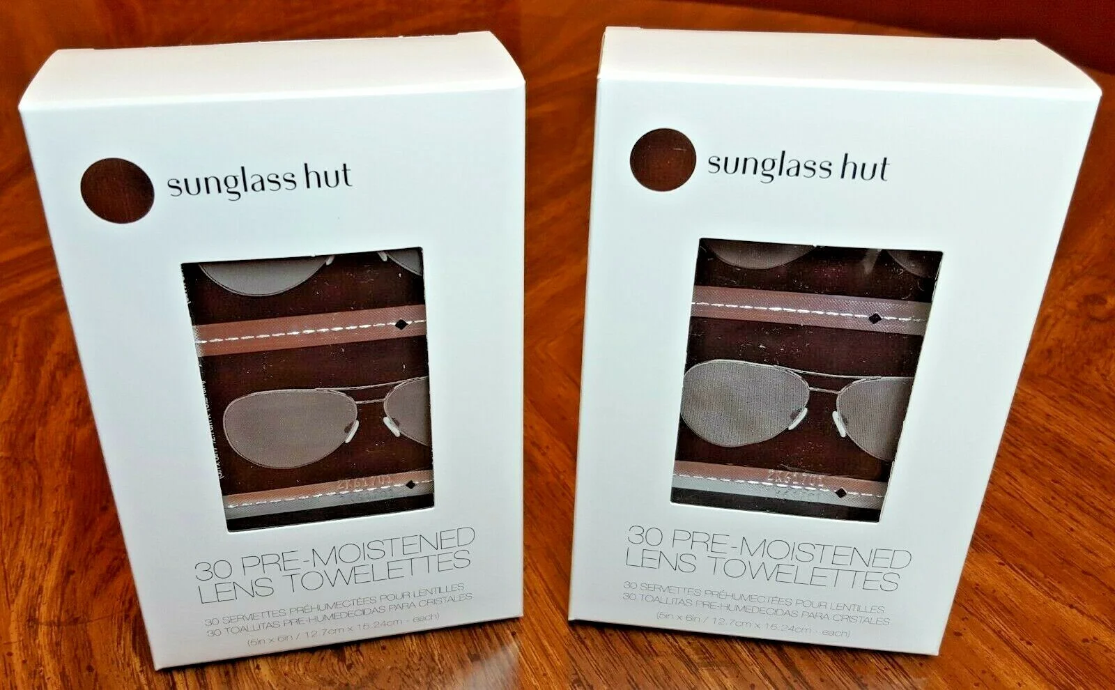 EYE GLASS LENS CLEANER - 60 Cleaning Wipes! - Screen, camera, phone, sun glasses