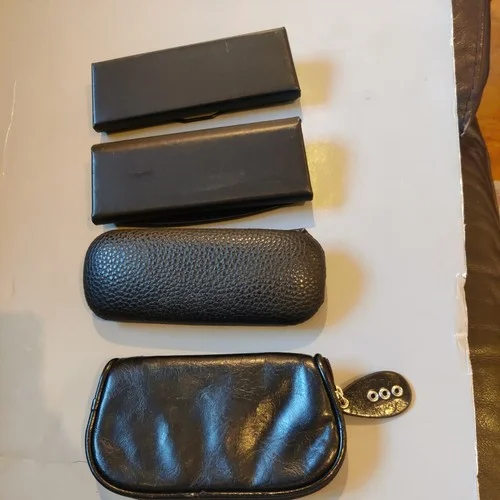 Eyeglasess case lot olivers peoples ,lunor 2