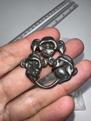 Eyeglass Holder Badge Pin Magnetic Monkey See hear speak no evil 3