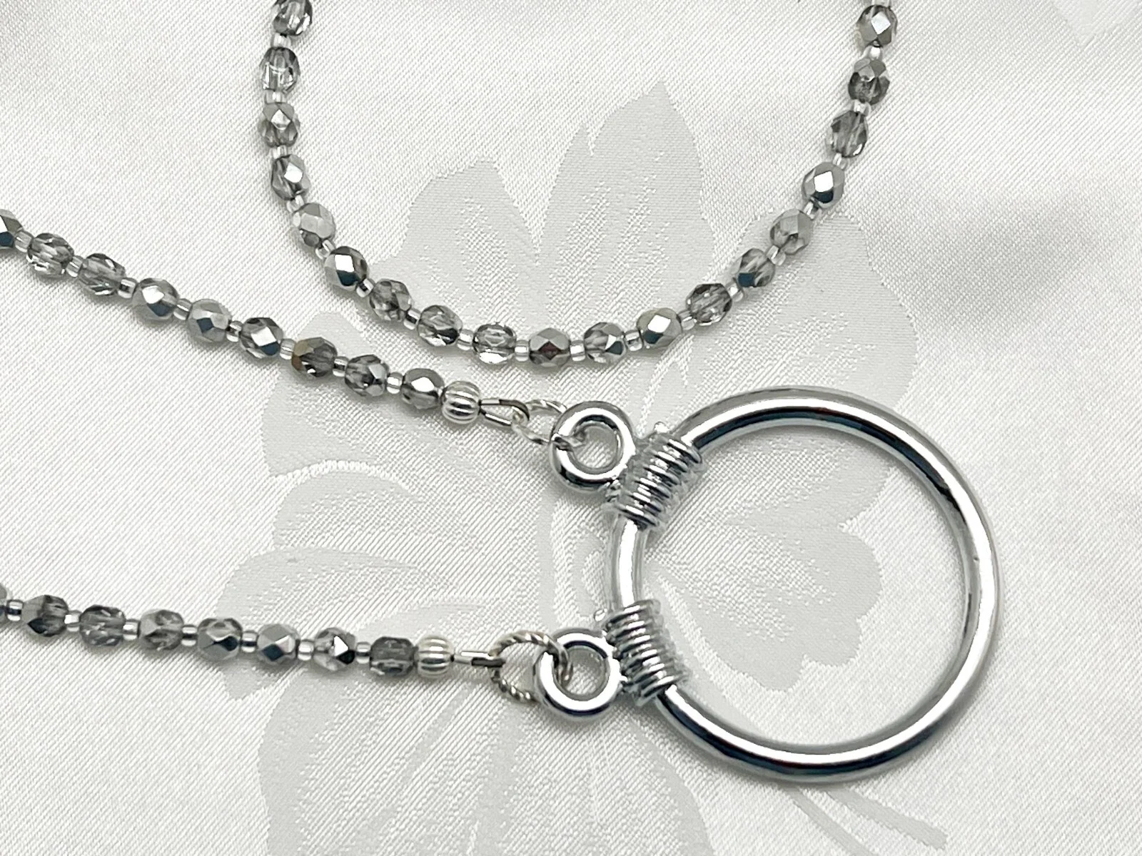 Eyeglass LA Necklace Loop Sparkling Silver Crystal Glasses Holder Ring Chain 2