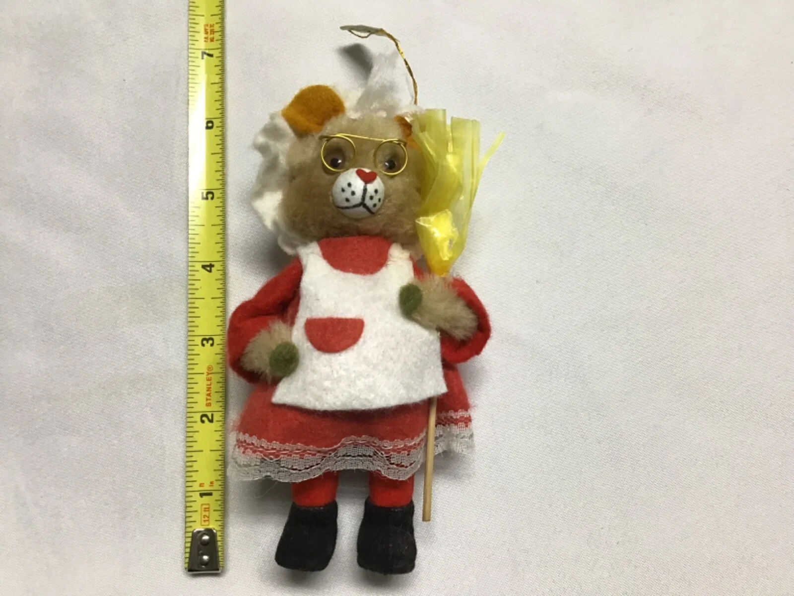 Felt Cat Kitten Christmas Ornament w/ Eye Glasses Broom 3