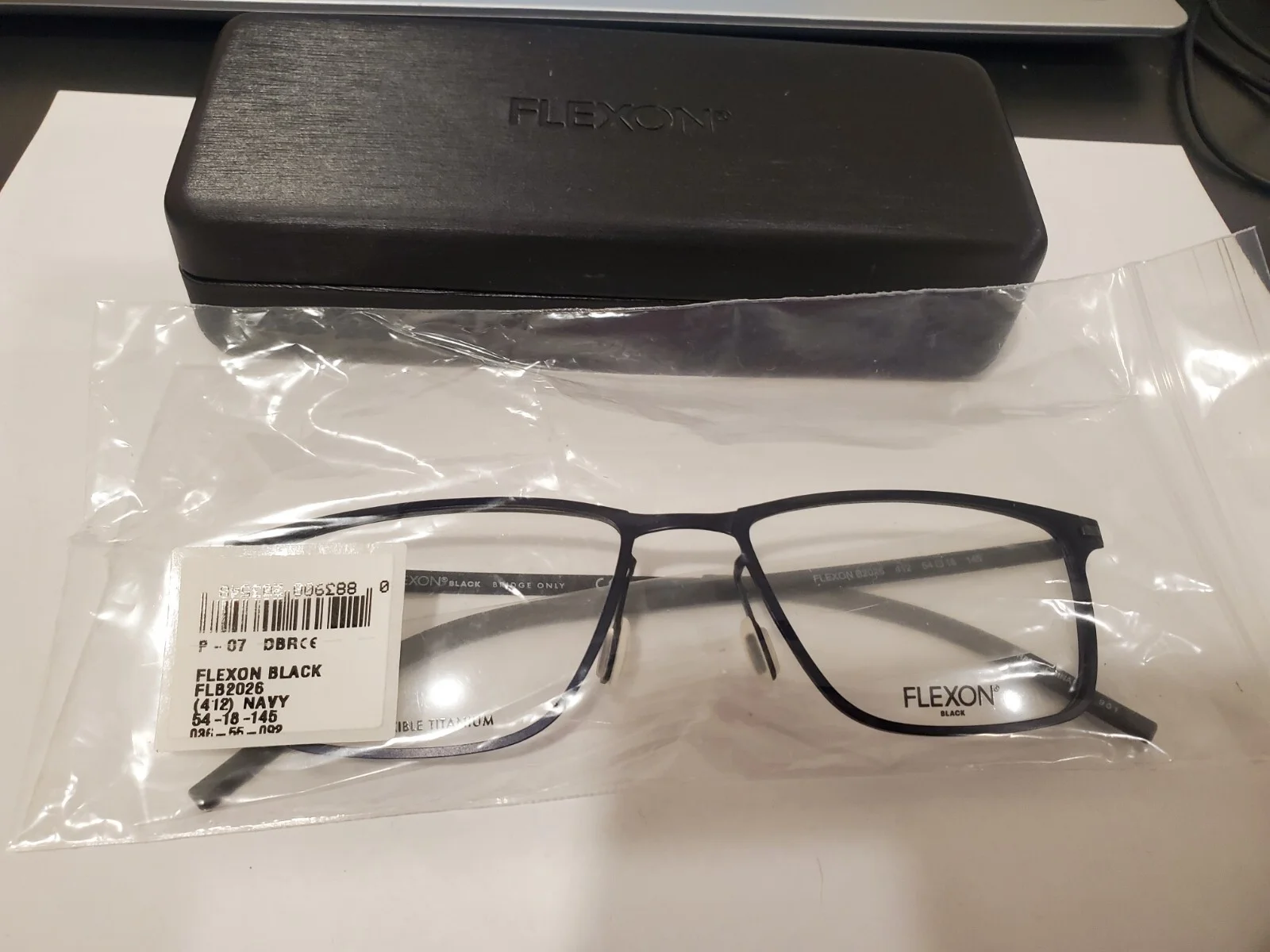 FLEXON B 2026 412 NAVY Flexible Titanium Eyeglasses 54mm/18 with Case NEW 2