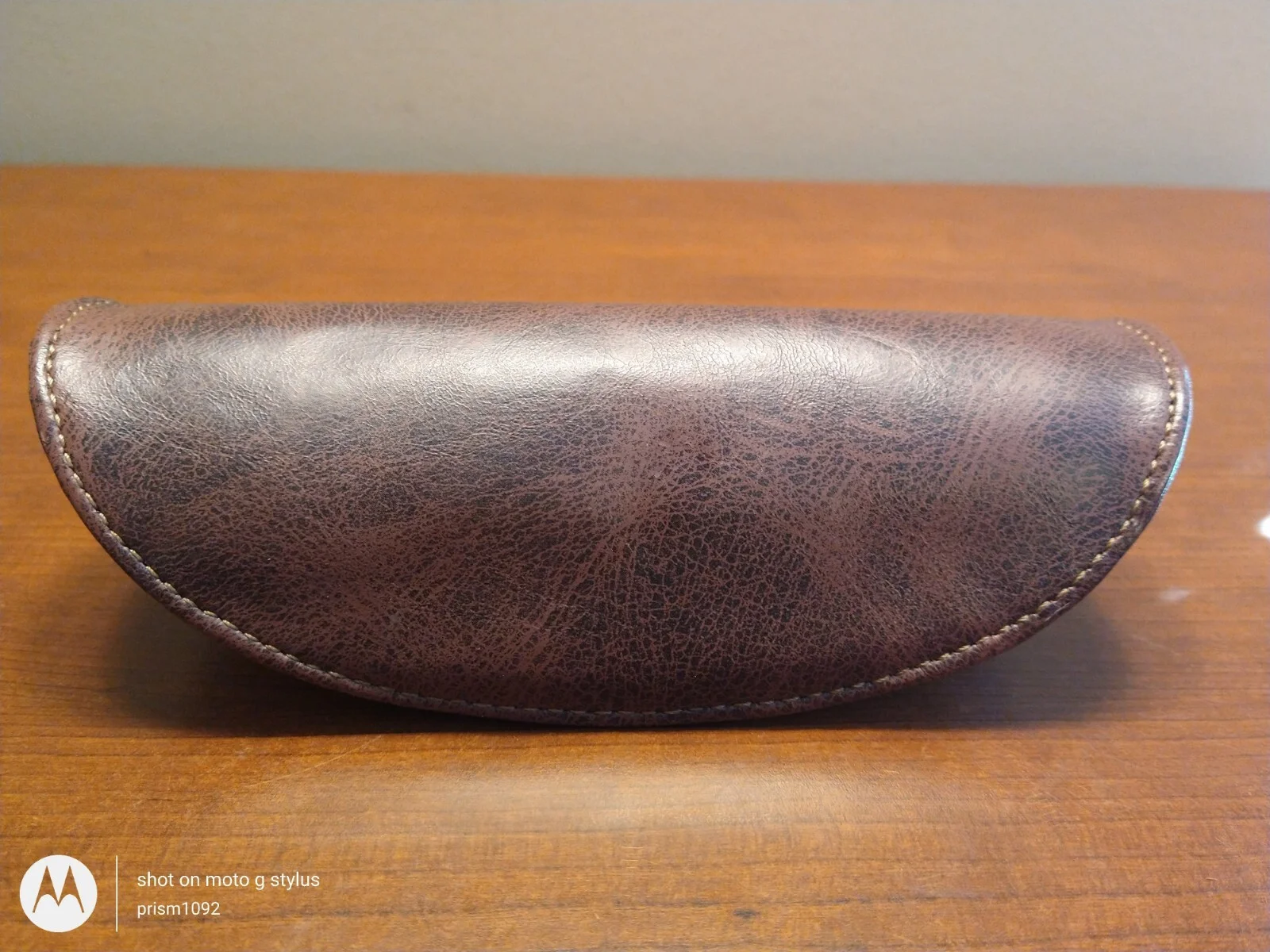 Fossil Magnetic Brown Distressed Faux Leather Eyeglass Sunglass Storage Case 3