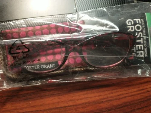 FOSTER GRANT CHEATERS GLASSES ~ 1.50 Strength~ Dark Red Frames ~ Pink Black Case
