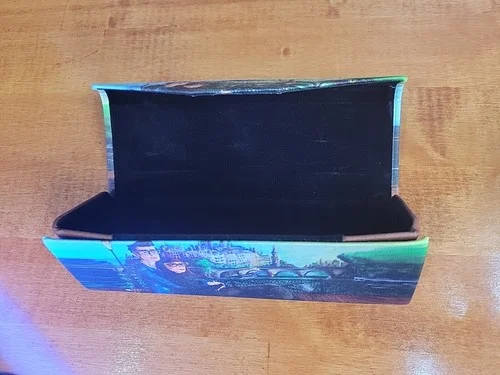Francis Klein Paris Eyeglasses Case Woman Man Sketch Magnetic Closure 3