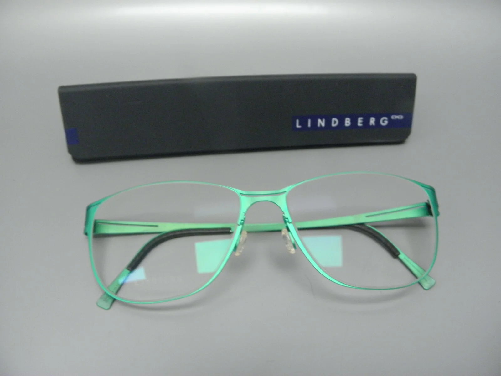 GENUINE LINDBERG 9560 TITANIUM EYEGLASSES FRAMES 90 MINT GREEN 52-14-135 NEW