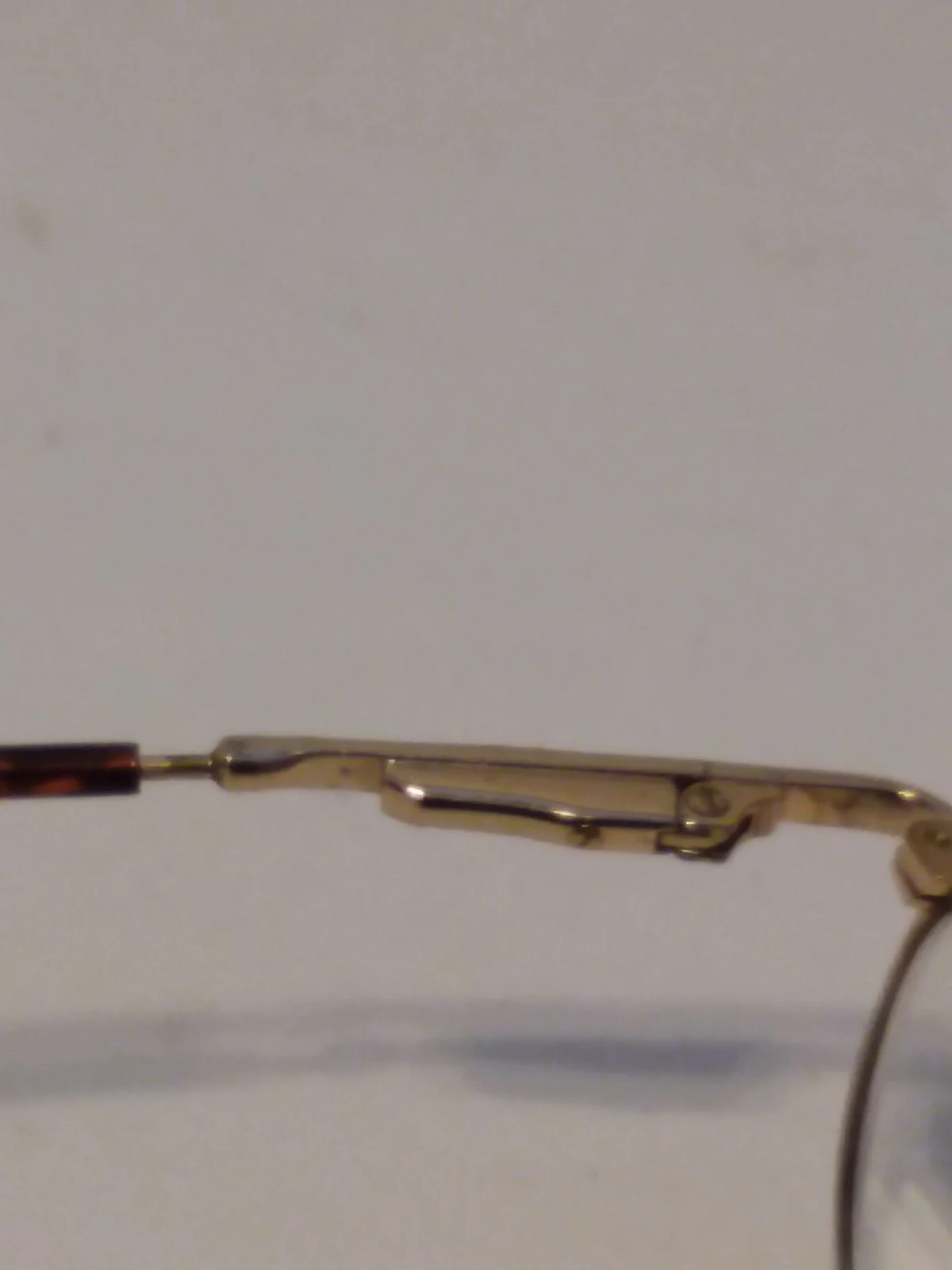 Geoffrey Beene Eyeglass Frames GB1161 DA/YG 140 Hinged Oval rims with case 4