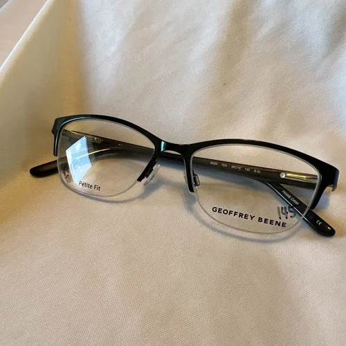 geoffrey beene Eyeglasses G220 Petite Fit. Size 48-15x130. Spring Hinges.