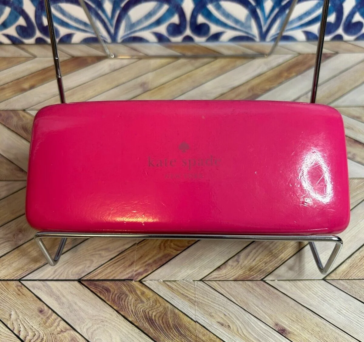 GUC - Kate Spade New York Pink/Orange Hard Clamshell Eyeglass/Sunglasses Case