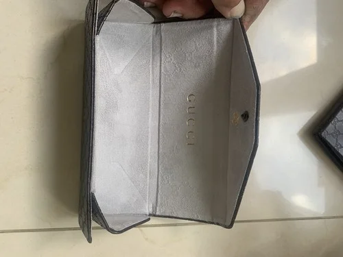 Gucci Brown Eyeglass Trifold Glasses Case Folding Hardshell Triangular Triangle 2