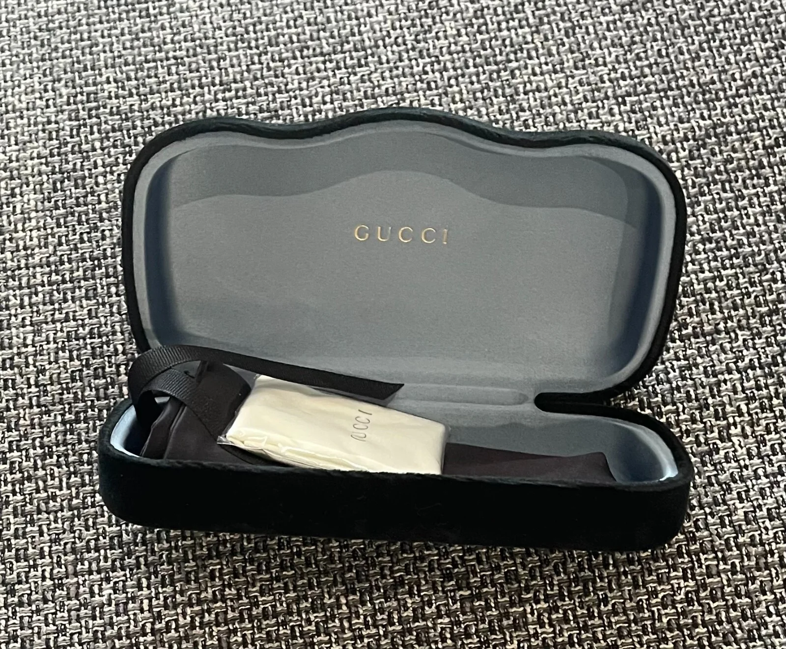 Gucci Velvet Sunglasses Eyeglasses Black velvet Case Clamshell Authentic large 2