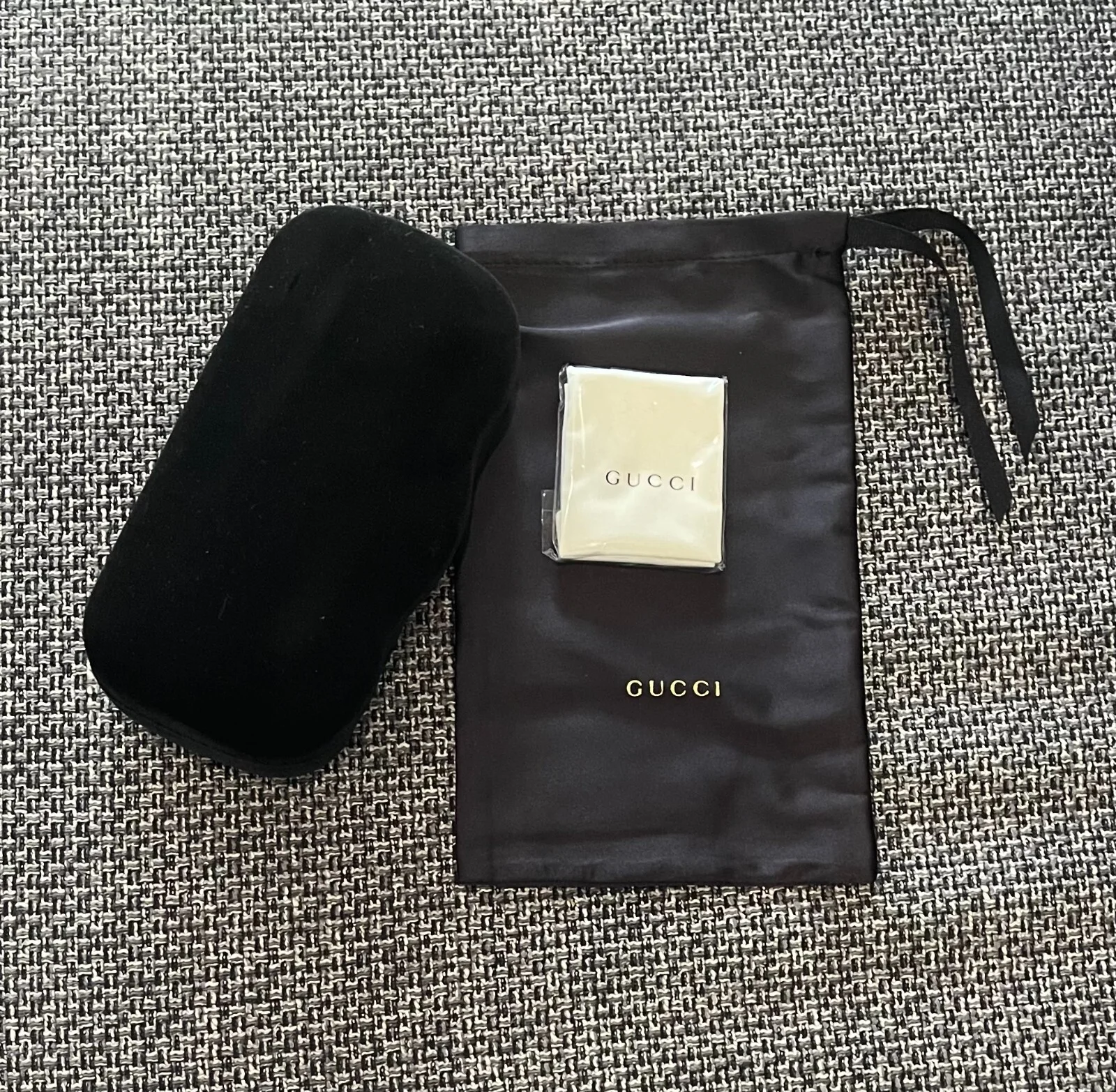 Gucci Velvet Sunglasses Eyeglasses Black velvet Case Clamshell Authentic large 4