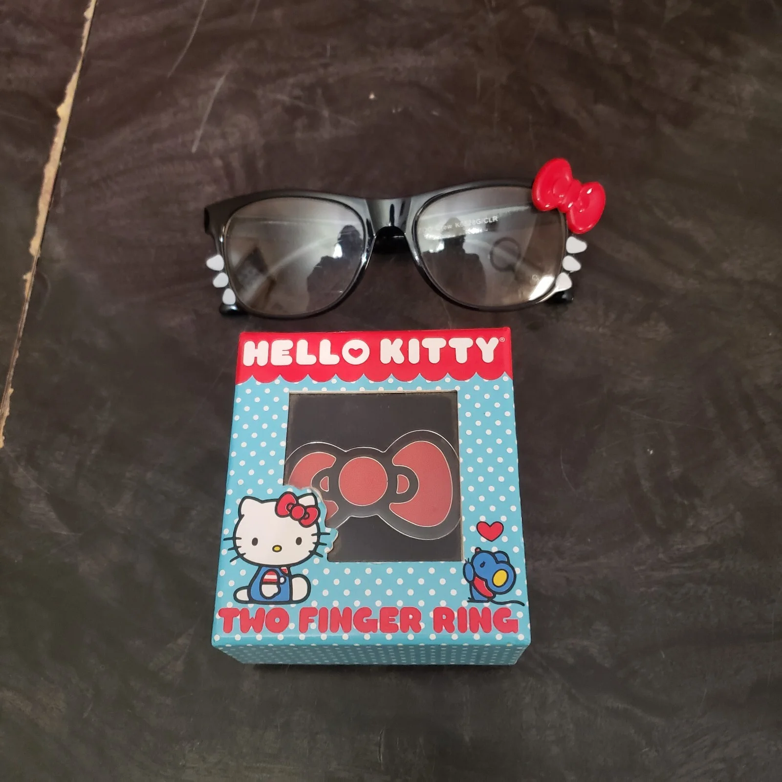 Hello Kitty Two Finger Enamel Ring Loungefly Cosplay Zoo Crew Eyeglasses Frames