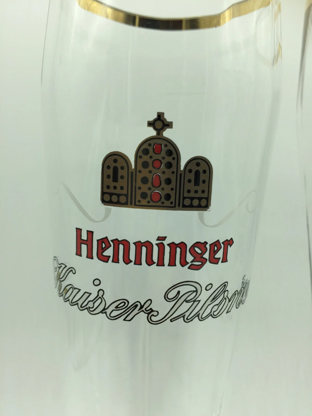 Henninger Kaiser Pilsner Gold Rimmed German Stemmed Glass 7 3/4 2