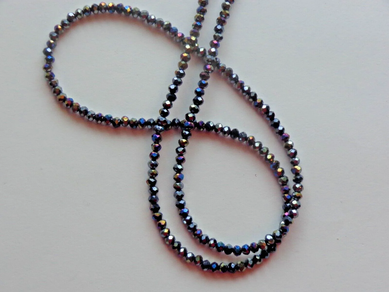 IRIDESCENT BLACK CRYSTALS BEADED EYEGLASSES HOLDER SUNGLASSES + LOBSTER CLASP