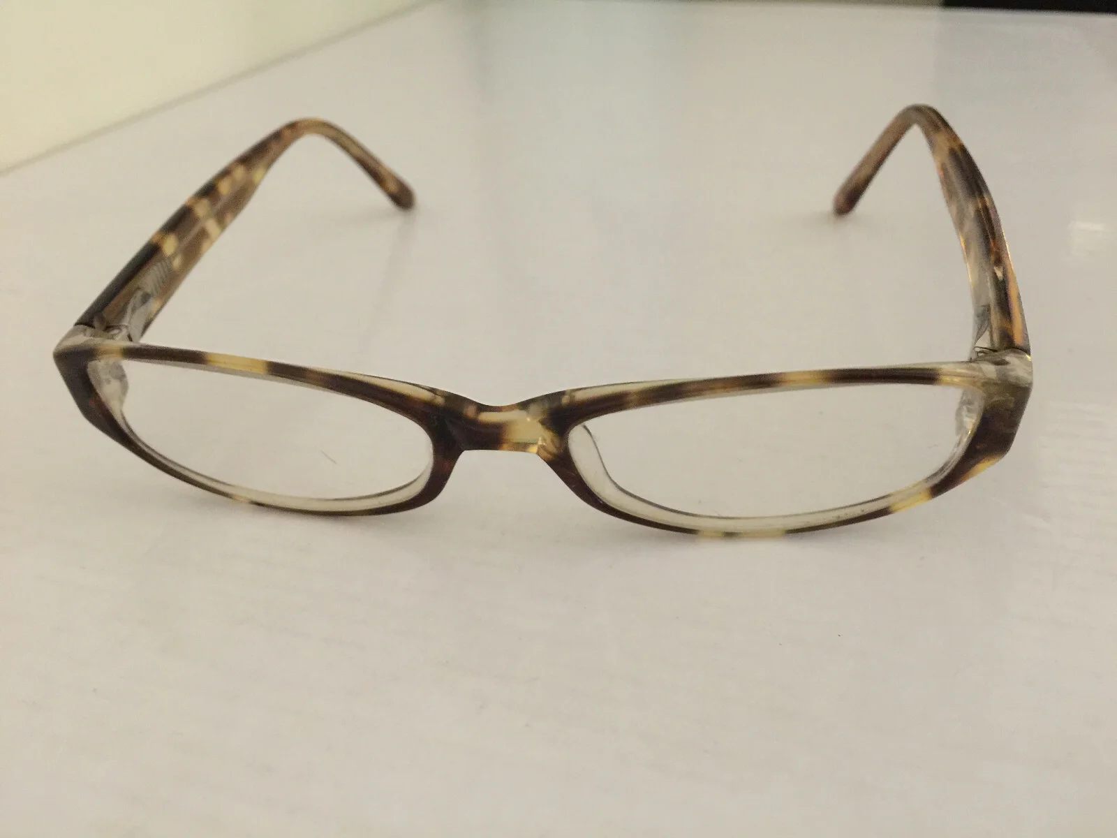 Isaac Mizrahi vintage Eyeglasses rectangle tortoise Frames for women 2