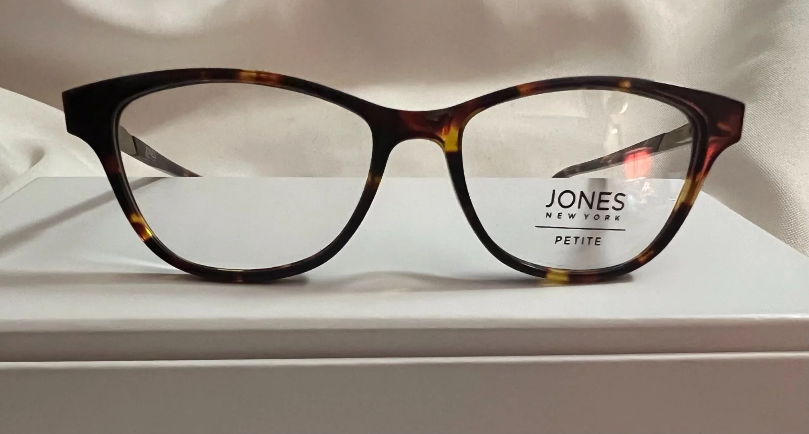 JONES New York J239 Brown Tortoise Plastic Eyeglasses Petite Frame 49-15-135 2