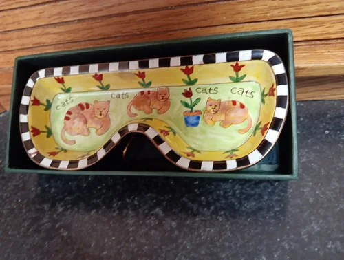 Kelvin Chen 1999 Hand Painted Cat Enamel Over Copper Eyeglass Holder #7764 2