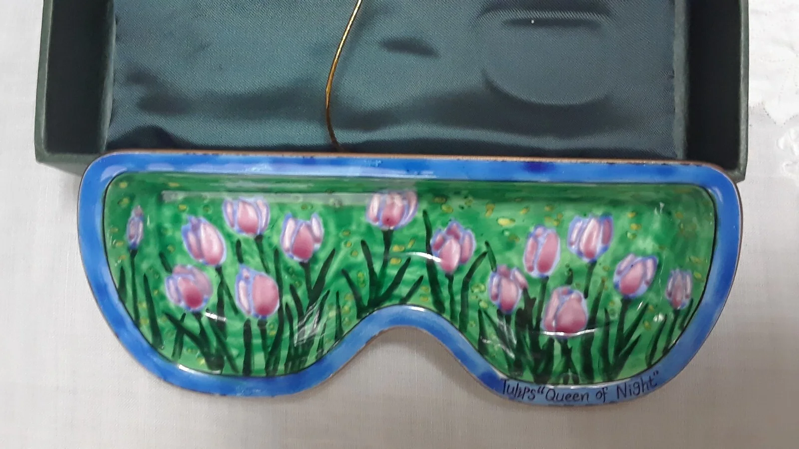 Kelvin Chen 2002 Enamel Hand painted on Copper Eye Glasses Holder / Tray in Box 3