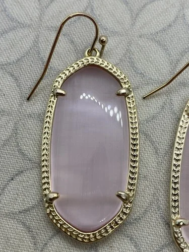 Kendra Scott Light pink cat 4