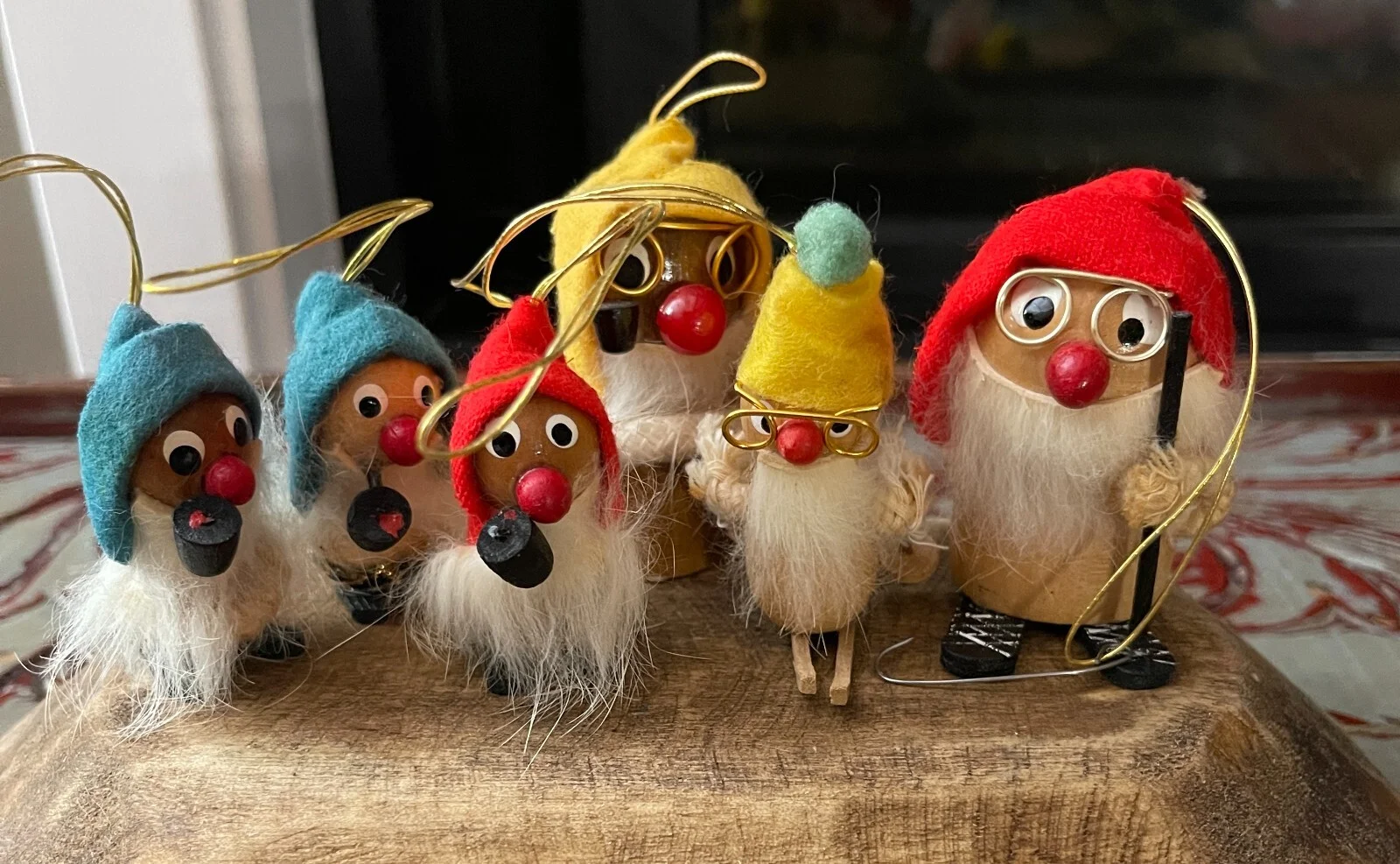 Kurt Adler Gnomes set of 6 ornaments: Pipes, eyeglasses, skis