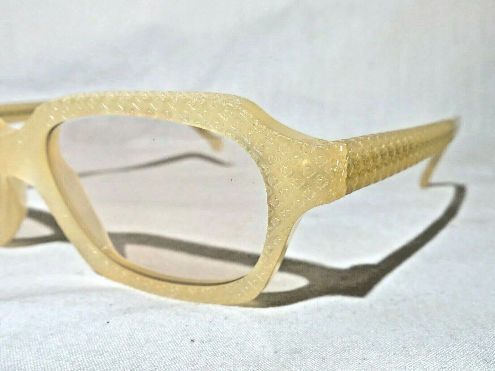 l.a. Eyeworks HUT eyeglass frames 46-17-140 Tan/Yellow, patterned FRAME NEW NOS