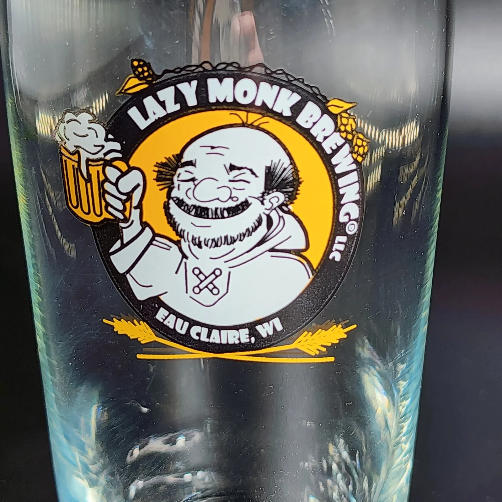 Lazy Monk Brewing LLC Pub Pint Glassware Gold Rim Eau Claire WI Bier Hall Garden 2