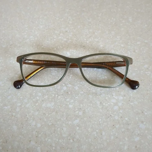 Lisa Loeb Eyeglass Frames Green Little Bee 14 49-14-135 FRAMES ONLY
