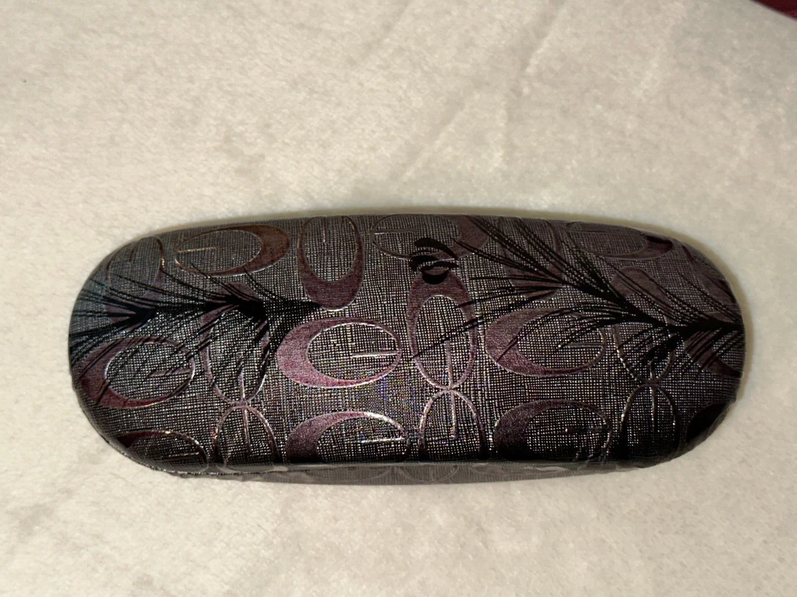 Lot of 4 - Modern Hard Eyeglass Cases Holders - 1 Extra Large - Clamshell - NEW 4