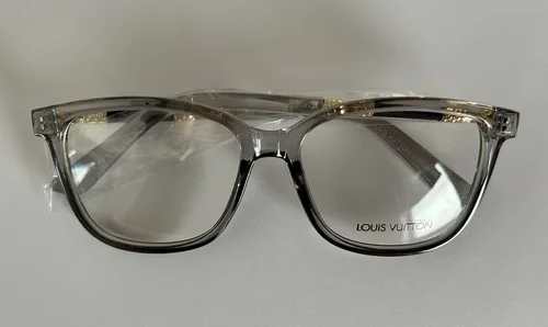 louis Vuitton’s 2184 Black Eyeglass Frame 49 Eye size/ Hard Case/Cloth/Pouch