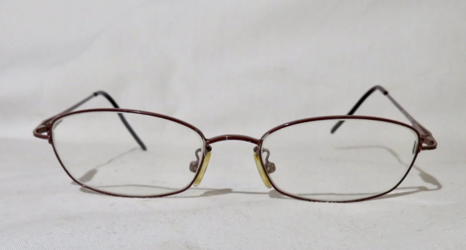 Magic Clip M318 eyeglass frames, 50-17-135 metal eyewear eyeglasses w/case 2