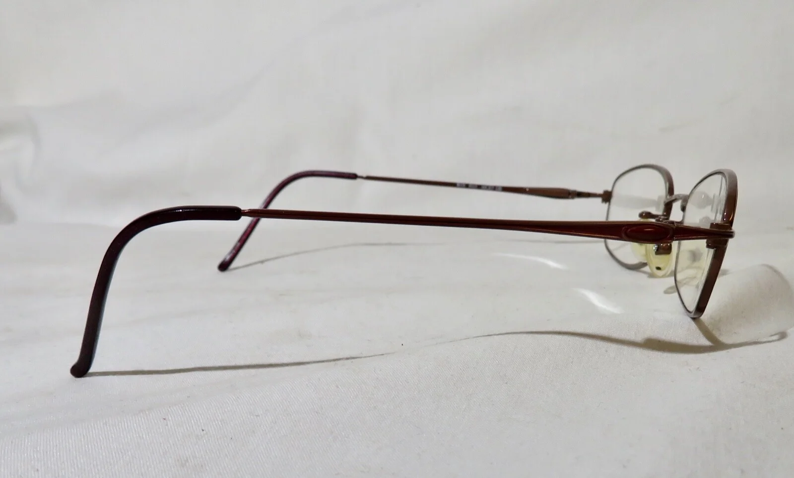 Magic Clip M318 eyeglass frames, 50-17-135 metal eyewear eyeglasses w/case 4
