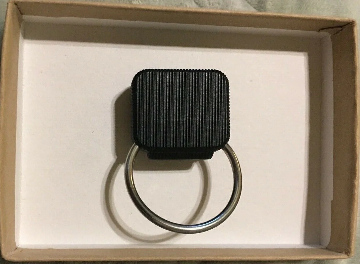 Magnetic Eyeglass Holder For Glasses To Wear on Shirt
