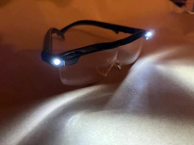 Magnifying Glass * Mighty Sight * with RECHARGEABLE LED Lights in carrying case 4