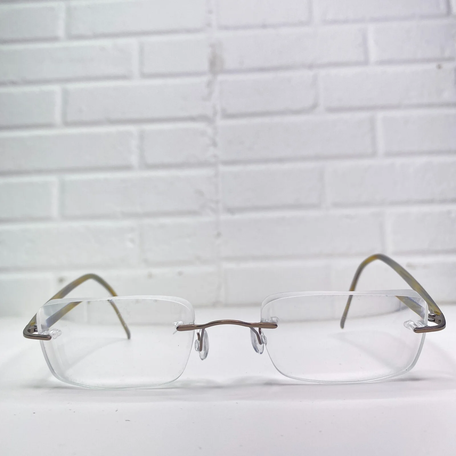 Marchon Airlock 770/37 014 Eyeglasses Frames Brown Women 52-21-140 Rimless 23076