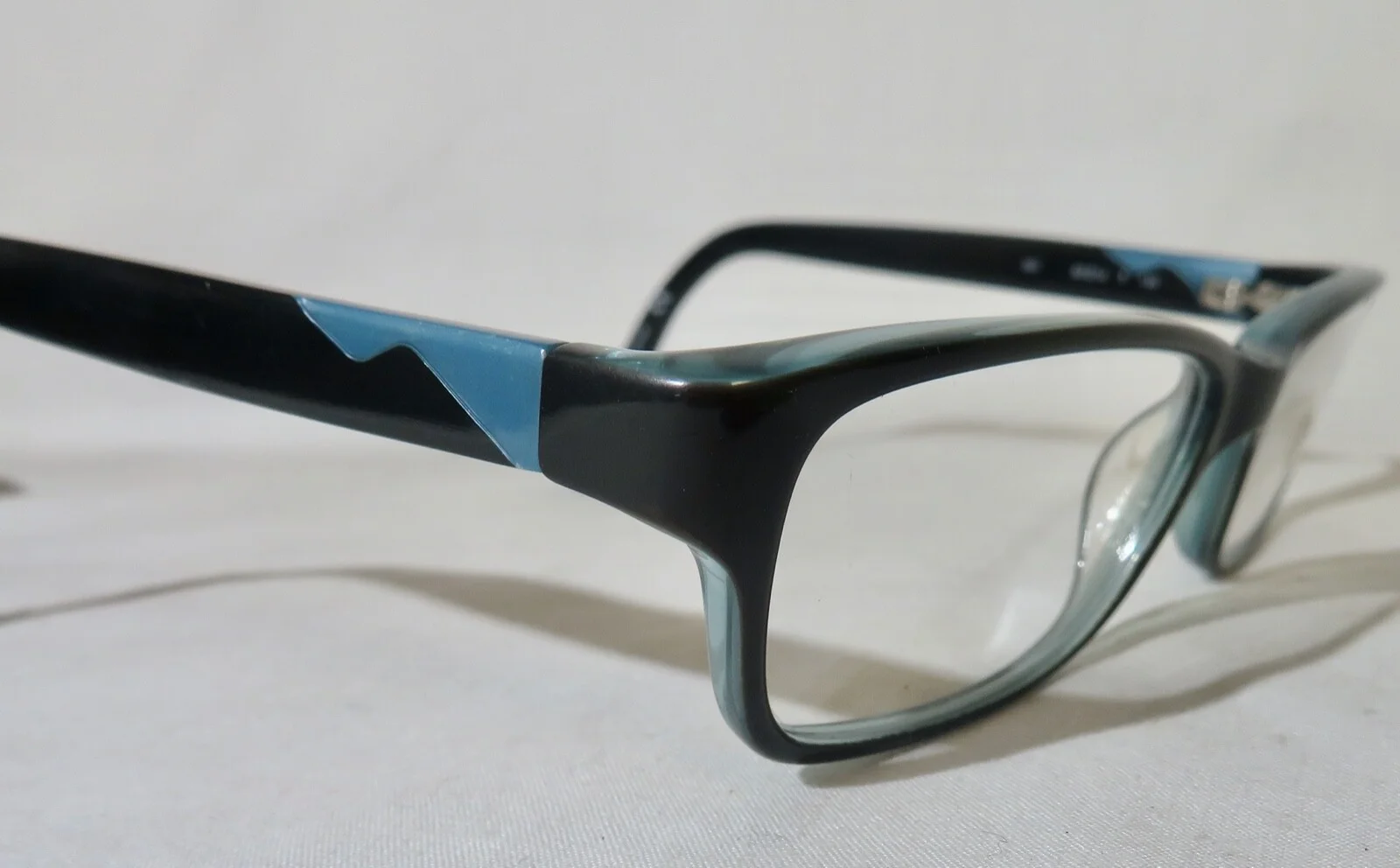 Marchon Downtown Eyeglasses 50-16-135, Black w/Blue accents 2
