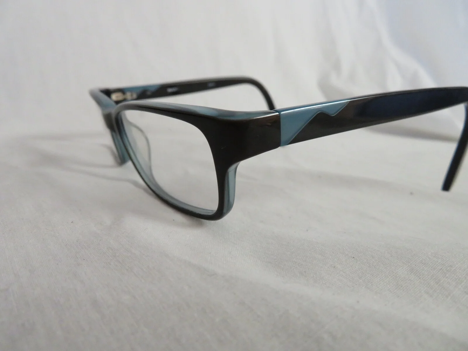 Marchon Downtown Eyeglasses 50-16-135, Black w/Blue accents 4