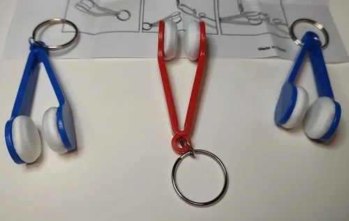 Microfiber Eyeglass Cleaner Keychain Set of 3 Blue Red 2