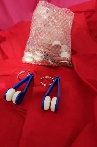 Microfiber Eyeglass Cleaner Keychain, Set of 8 2