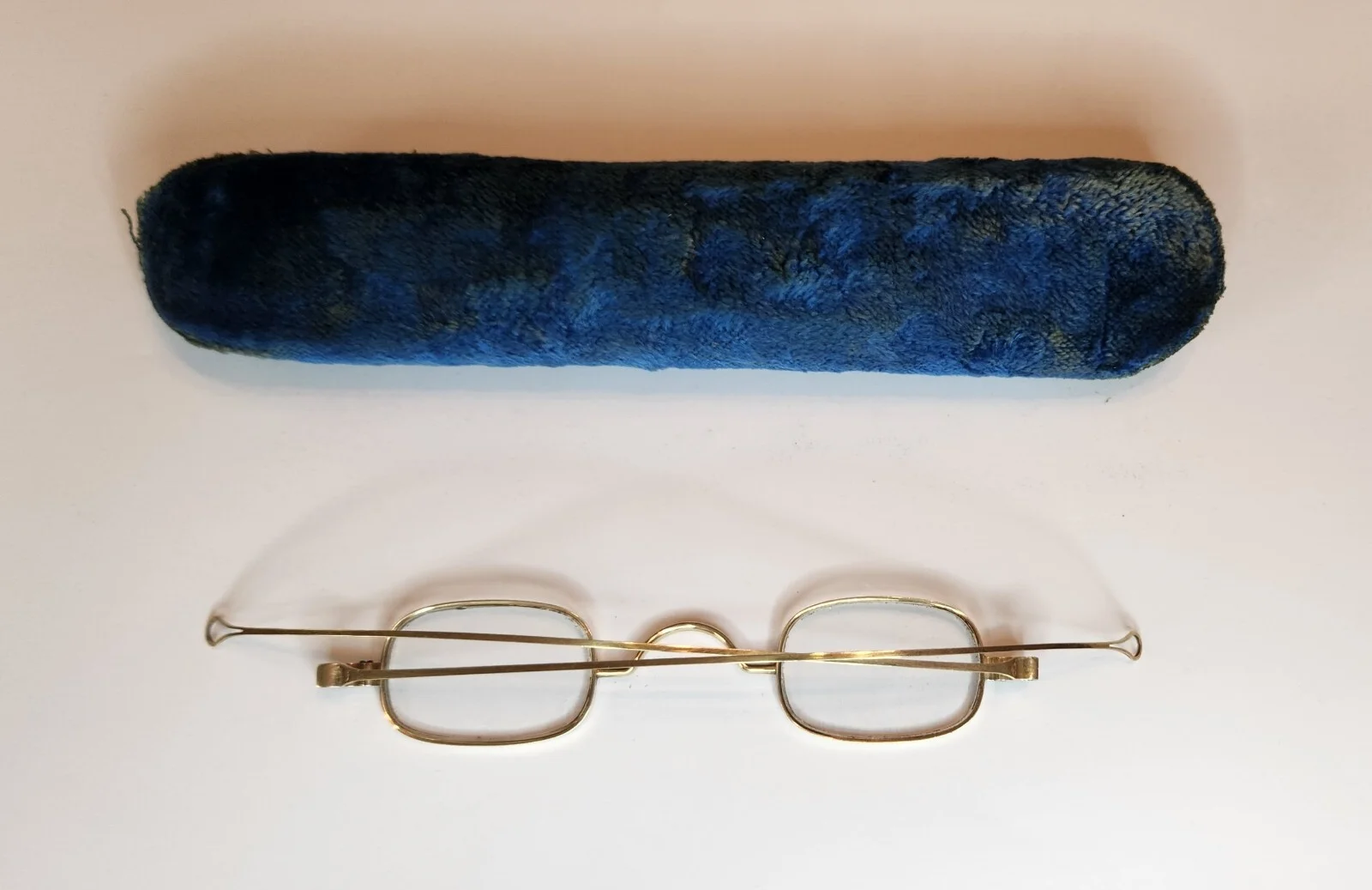 Mid-19th century 14K solid gold antique eyeglasses. 1800 3