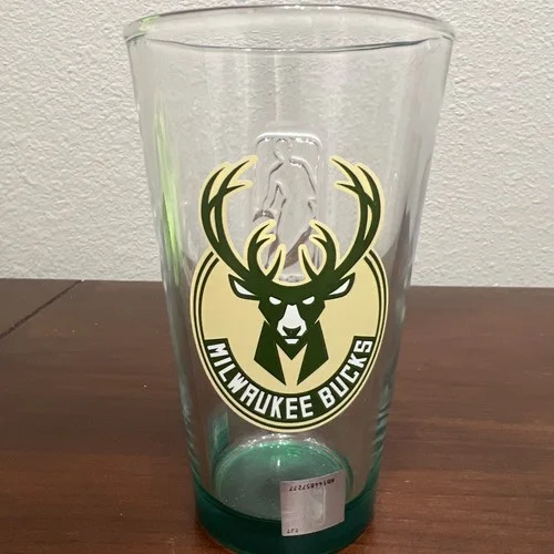 Milwaukee Bucks Drinking Glass Embossed NBA Logo 1