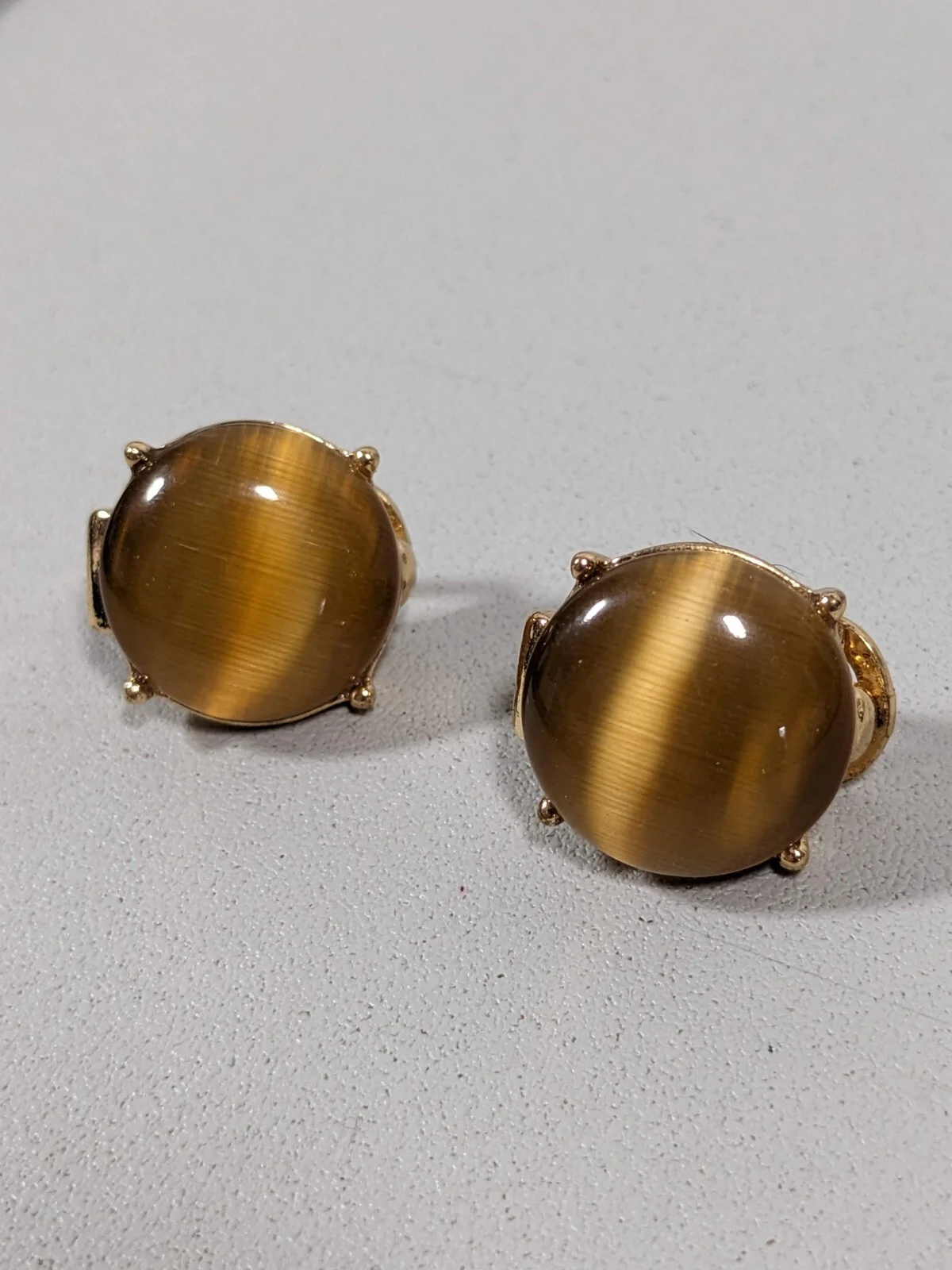 Monet Brown Cats Eye Glass Cabochon Round Stud Clip On Earrings 4