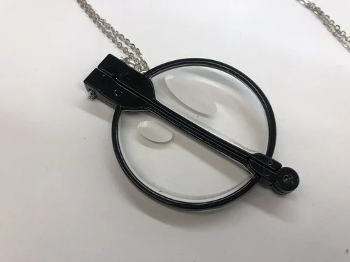 Monocle Reading Glasses Folds Out Semi Rinless Reader with Chain +3.00 New!! 3