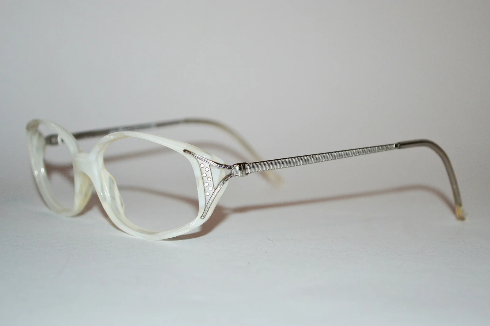 Near Mint Salvatore Ferragamo 2581-B Ivory Tortoise Eyeglass/Sunglasses Frames 3