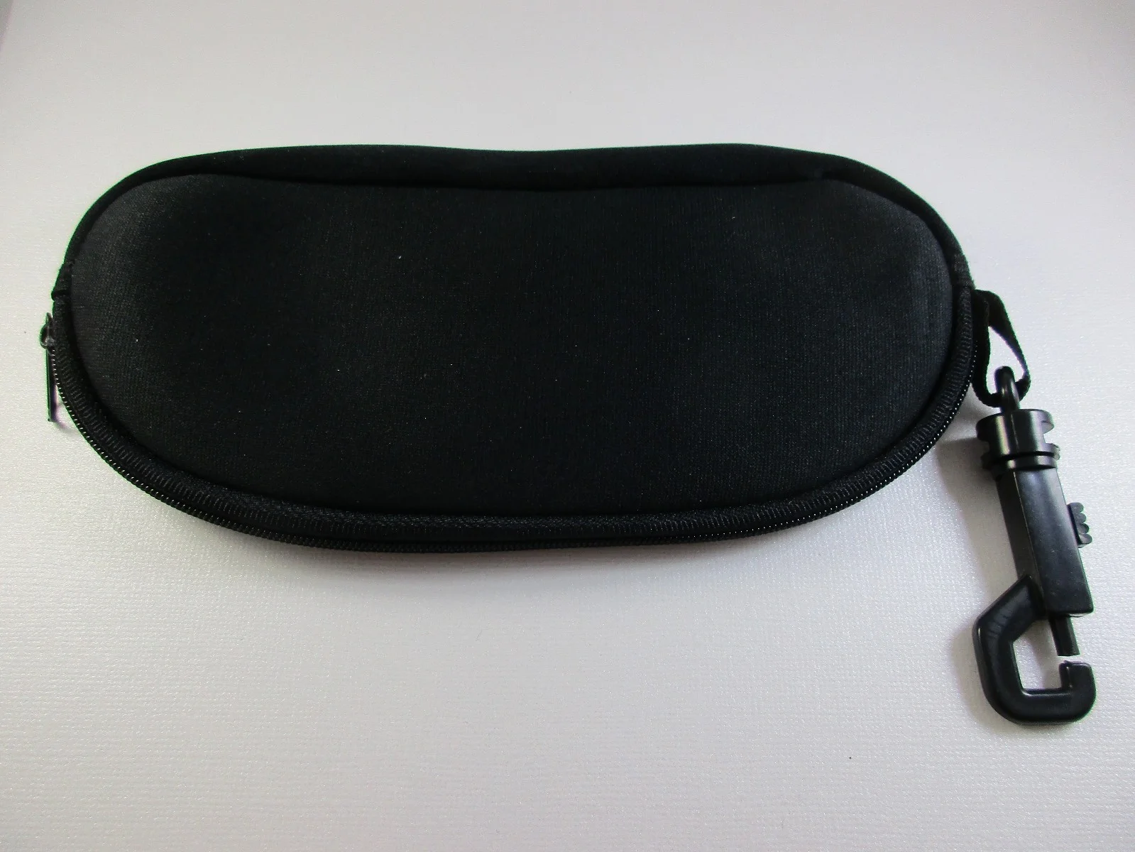 NEOPRENE FLOATING ZIPPERED EYEGLASS SUNGLASS POUCH CASE w/ CLIP HOOK 2