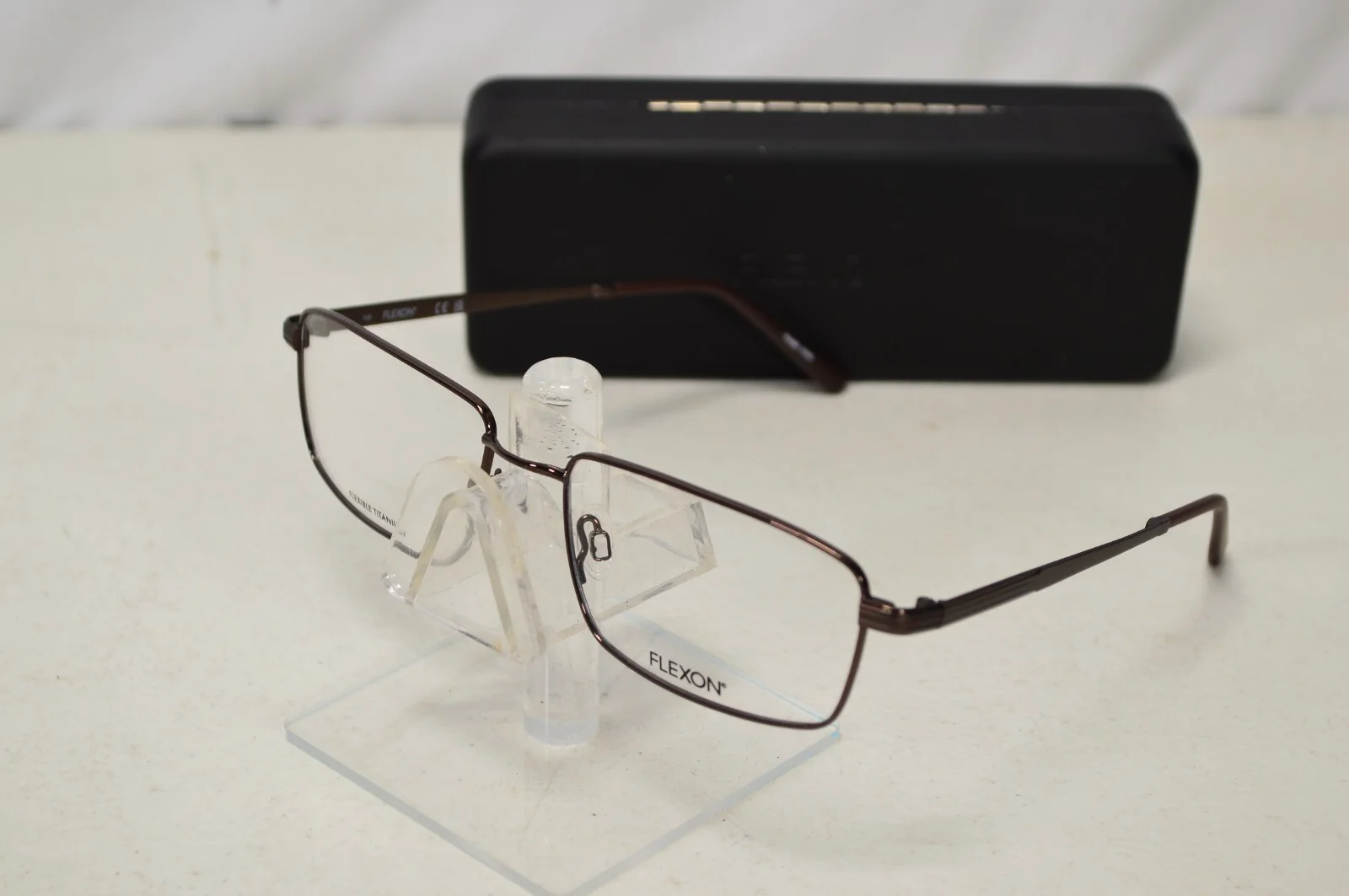 NEW Flexon Larsen 600 210 Flexible Titanium Brown Rectangle Eyeglasses 57/18/145