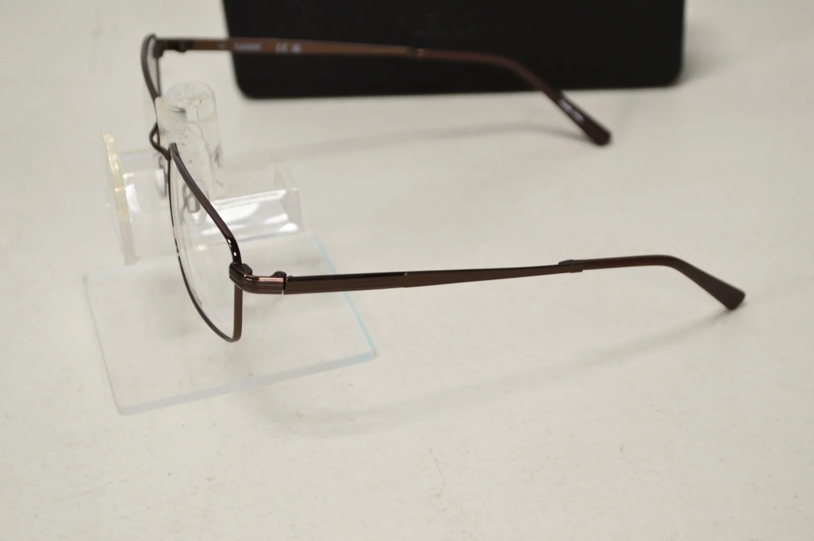 NEW Flexon Larsen 600 210 Flexible Titanium Brown Rectangle Eyeglasses 57/18/145 2